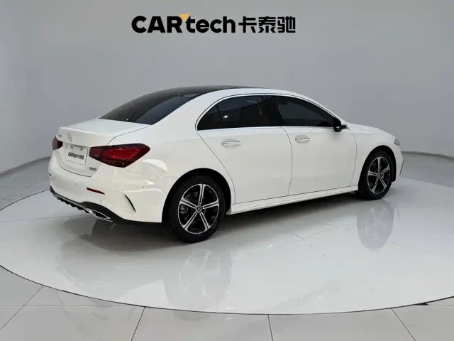 Mercedes-Benz A-Class — Фото автомобиля 5