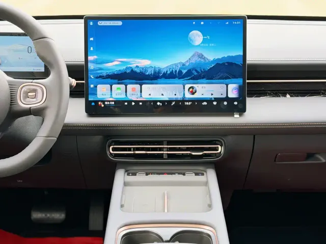 Wuling Starlight — Фото автомобиля 10