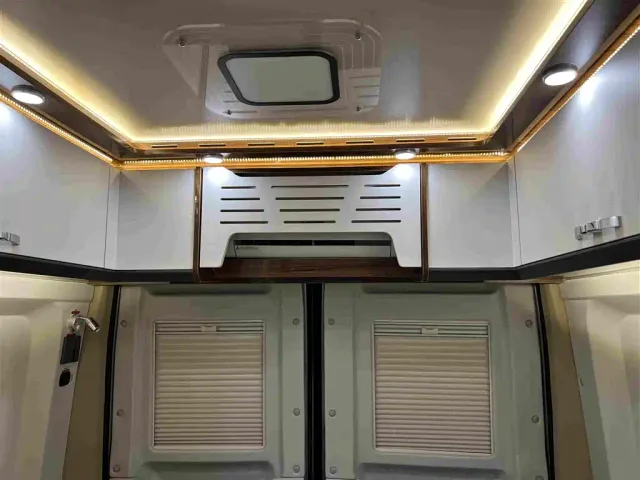 Maxus SAIC Maxus MAXUS V90 RV — Фото автомобиля 15