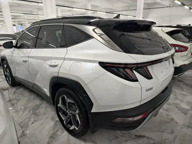 Hyundai Tucson — Фото автомобиля 6