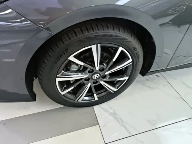 Changan Eado — Фото автомобиля 22