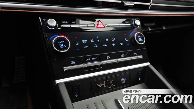 Hyundai Santa Fe — Фото автомобиля 24