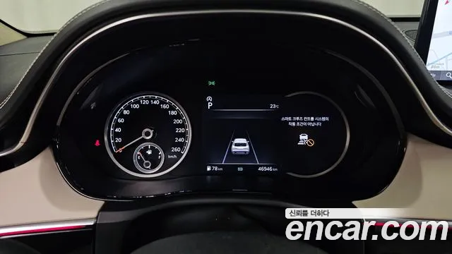 Genesis GV70 — Фото автомобиля 11
