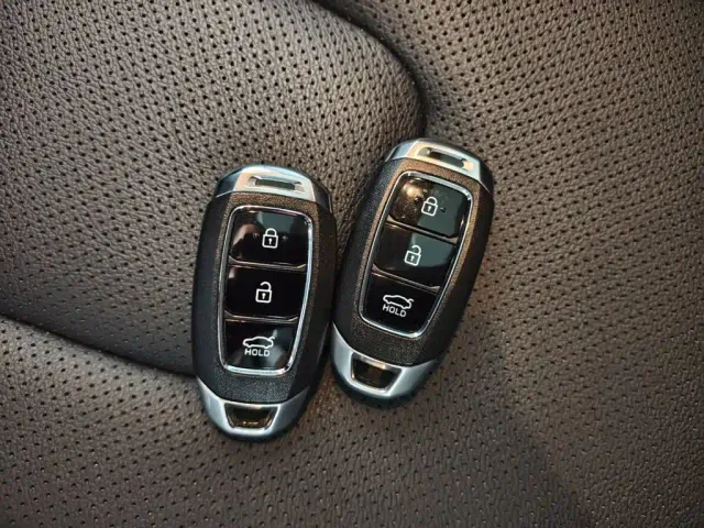 Hyundai Elantra — Фото автомобиля 8