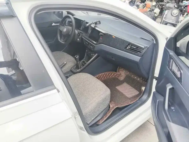 Volkswagen Lavida 2023 XRUI 1.5L Manual New Comfort Edition — Фото автомобиля 12