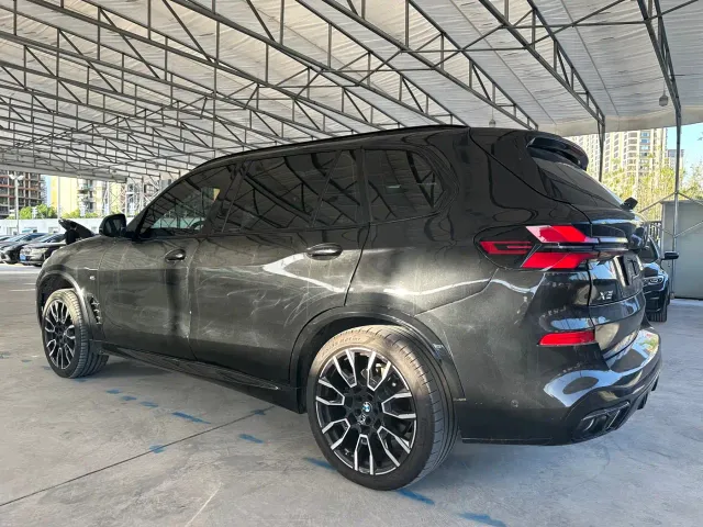 BMW X5 — Фото автомобиля 8