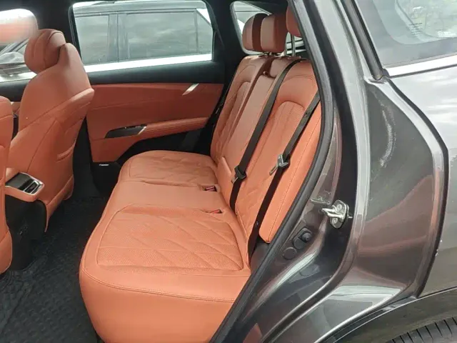 Changan CS75 Plus — Фото автомобиля 16