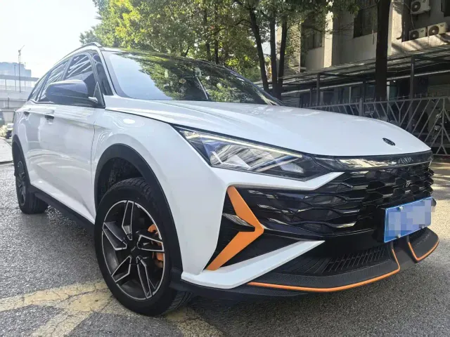 Dongfeng Yixuan GS — Фото автомобиля 4