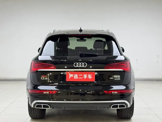 Audi Q5L — Фото автомобиля 8