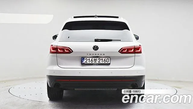 Volkswagen Touareg Touareg 3 поколение 3.0 TDI Premium — Фото автомобиля 4