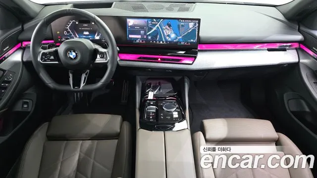 BMW 5 Series — Фото автомобиля 10