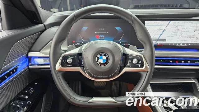 BMW 7-Series — Фото автомобиля 12