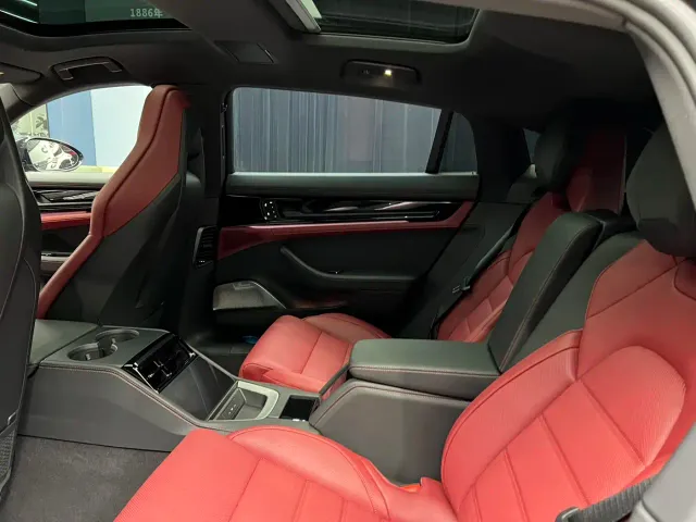 Porsche Panamera 2026 Panamera Executive Long Wheelbase 2.9T — Фото автомобиля 9