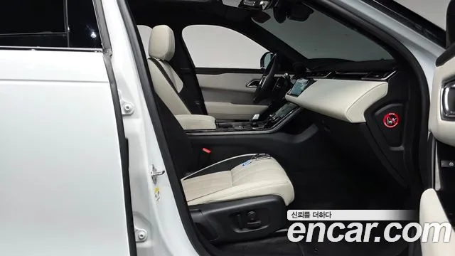 Land Rover Range Rover Velar Range Rover Velar 2.0 P250 R-Dynamic SE — Фото автомобиля 17