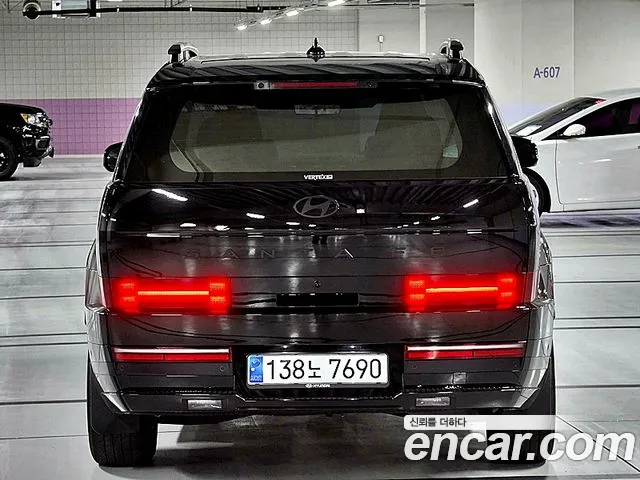 Hyundai Santa Fe MX5 — Фото автомобиля 15