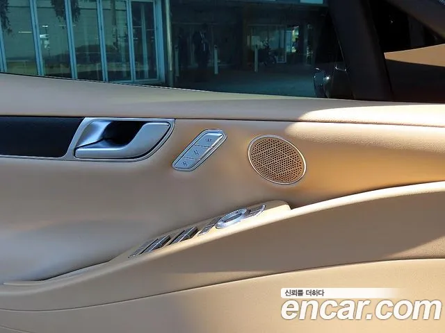 Genesis G80 RG3 — Фото автомобиля 11