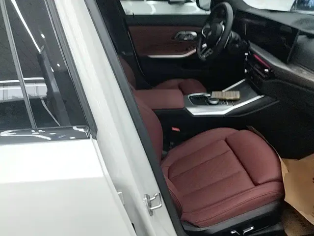 BMW 3 Series — Фото автомобиля 24