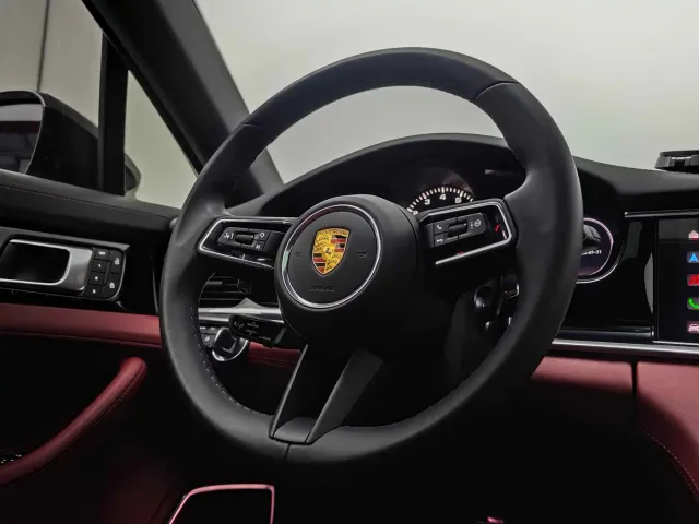 Porsche Panamera — Фото автомобиля 11