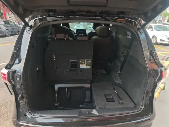 Toyota Sienna — Фото автомобиля 18