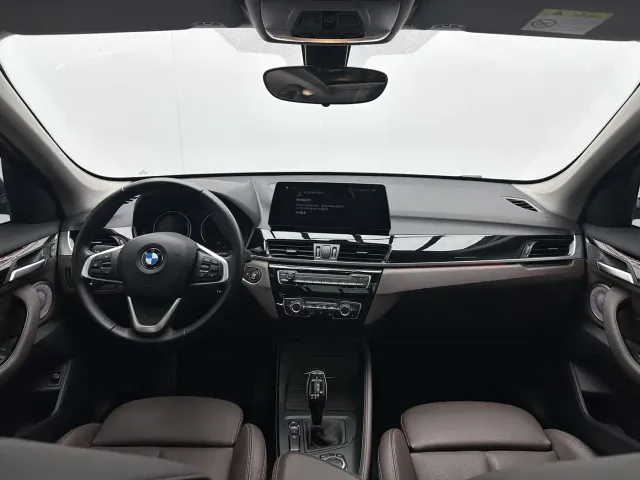 BMW X1 — Фото автомобиля 7