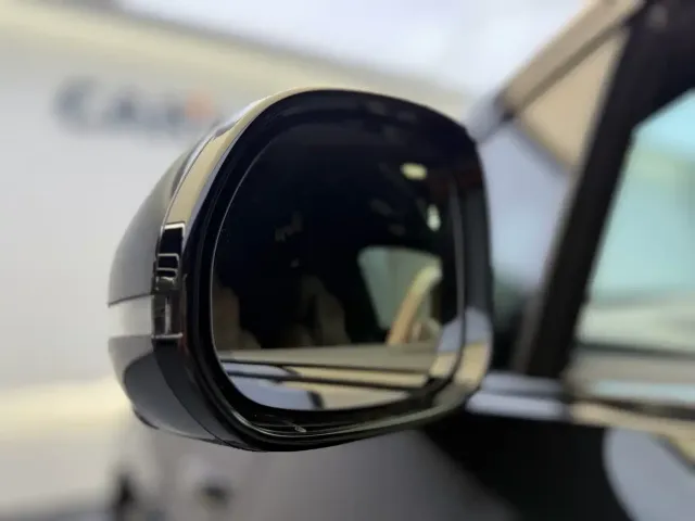Li Auto i6 — Фото автомобиля 8