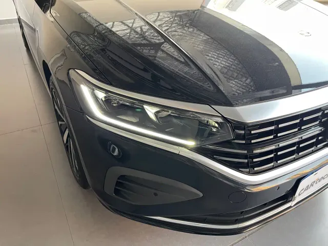 Volkswagen Passat — Фото автомобиля 9