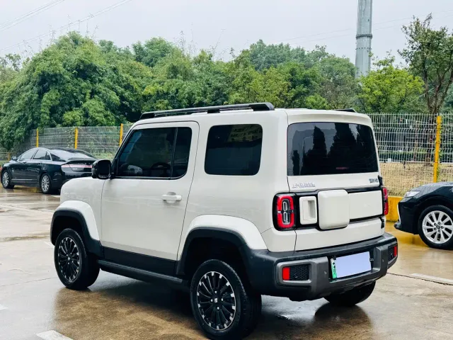 Baojun Yep — Фото автомобиля 13