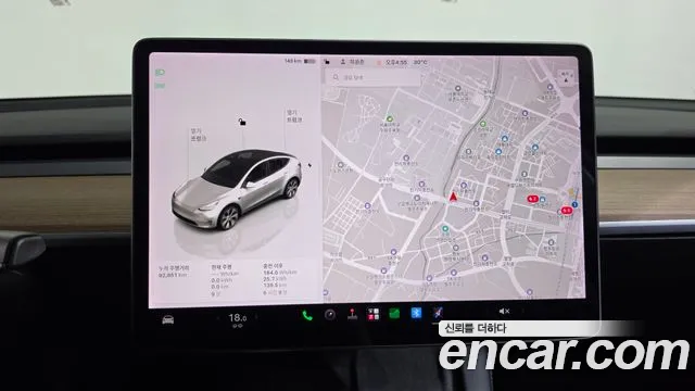 Tesla Model Y — Фото автомобиля 13