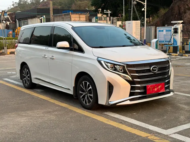 GAC Trumpchi M8 — Фото автомобиля 3