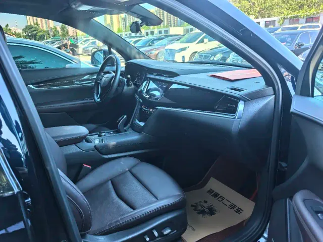Cadillac XT6 — Фото автомобиля 7