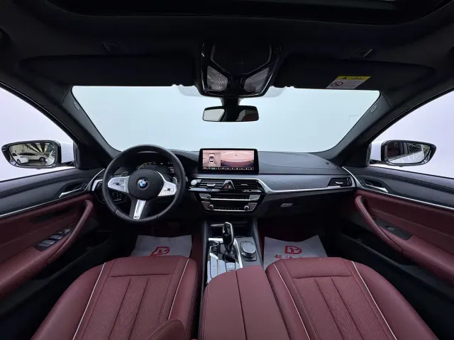 BMW 5 Series — Фото автомобиля 15