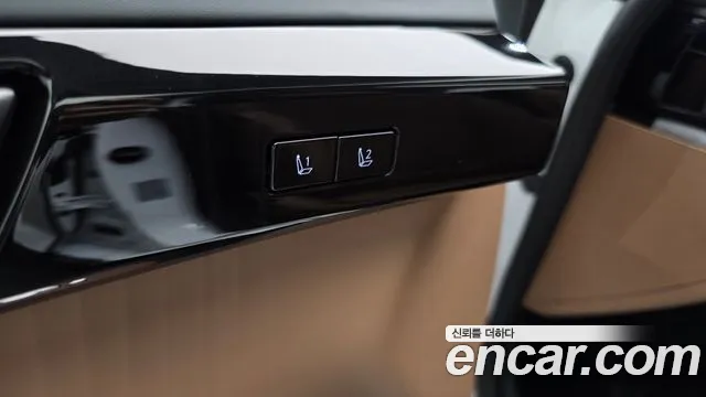 Hyundai Grandeur GN7 — Фото автомобиля 29