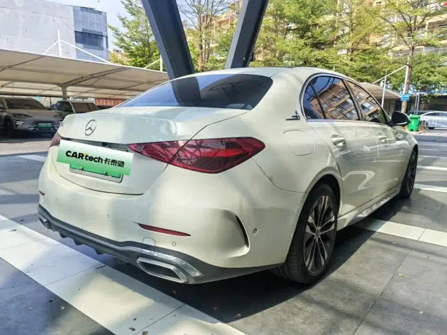 Mercedes-Benz C-Class — Фото автомобиля 13