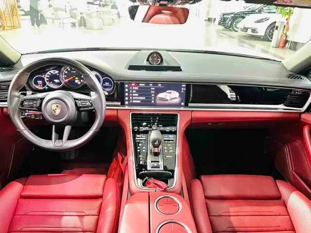 Porsche Panamera — Фото автомобиля 5