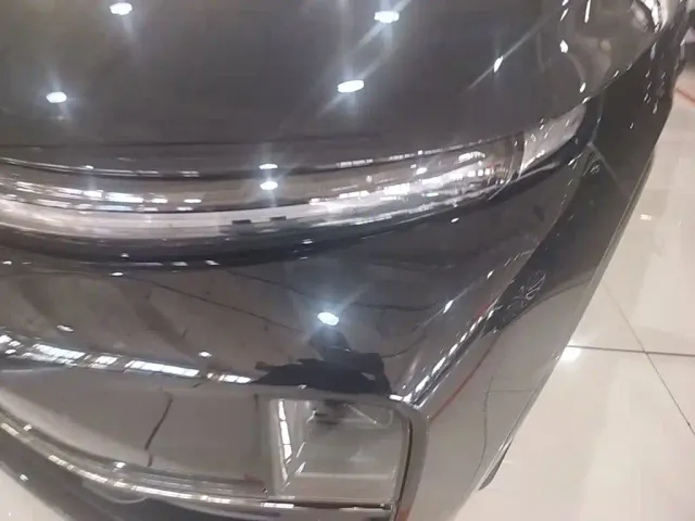 Li Auto L7 — Фото автомобиля 23