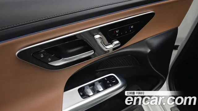 Mercedes-Benz E-Class W214 — Фото автомобиля 29