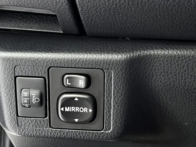 Toyota YARiS L Zhi Xuan — Фото автомобиля 11