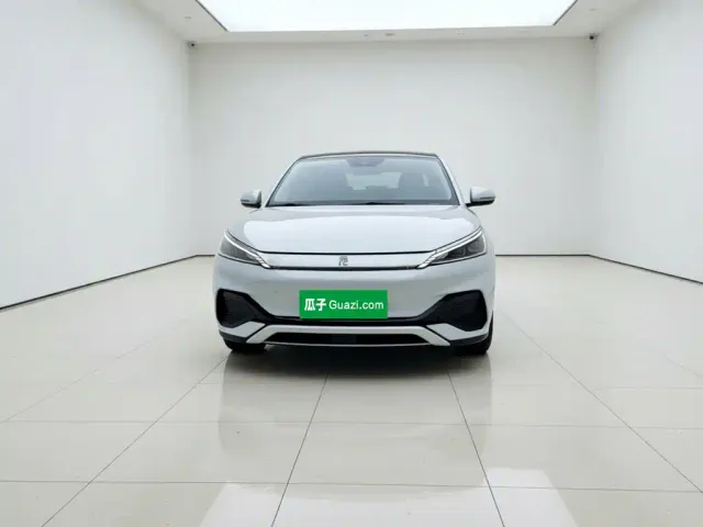 BYD Yuan PLUS — Фото автомобиля 2