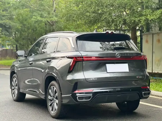 Changan CS75 Plus — Фото автомобиля 15