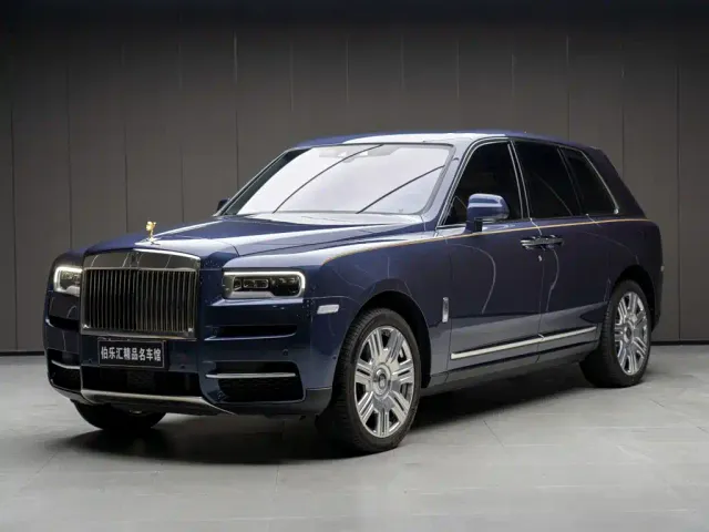 Rolls-Royce Cullinan — Фото автомобиля 2