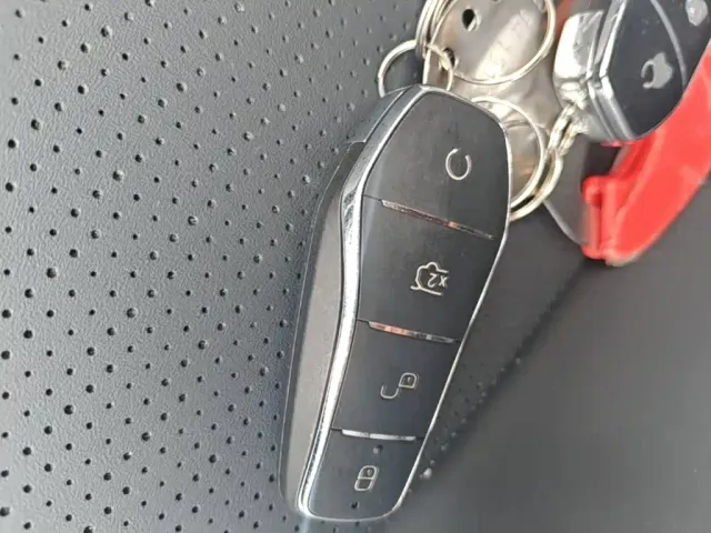 BYD Seal 05 DM-i — Фото автомобиля 8