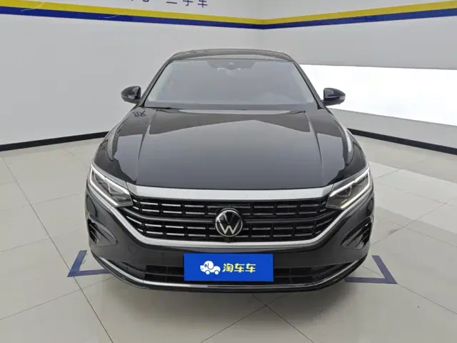 Volkswagen Passat — Фото автомобиля 2
