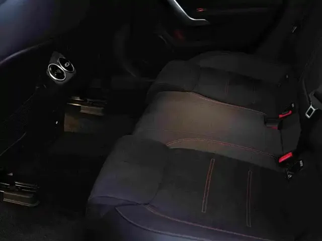 Mercedes-Benz A-Class — Фото автомобиля 6