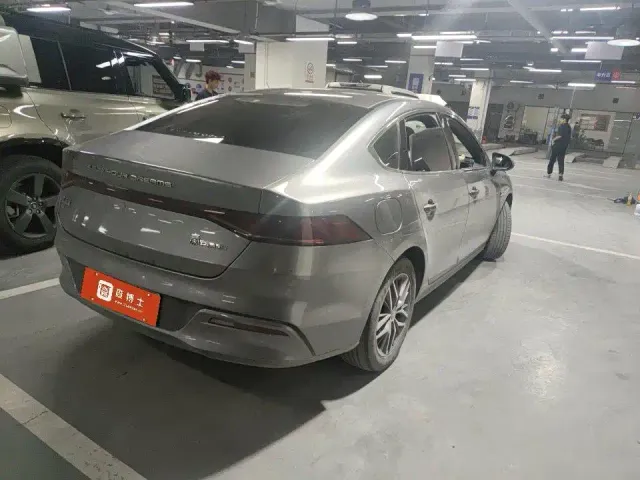 BYD Qin PLUS — Фото автомобиля 8