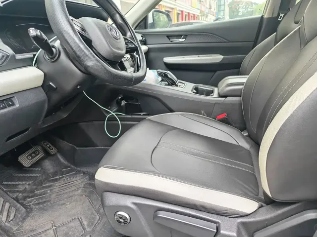 Dongfeng Aeolus Dongfeng Fengshen E70 2023 360H Battery Swap Version — Фото автомобиля 4