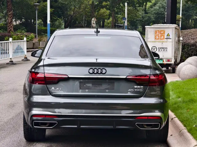Audi A4L — Фото автомобиля 6