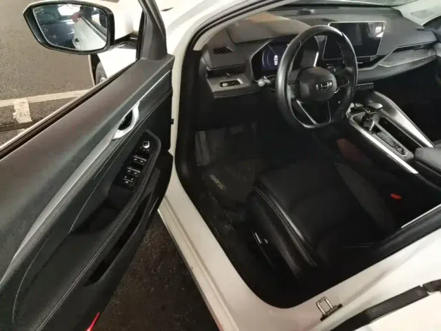 Geely Xingrui — Фото автомобиля 15