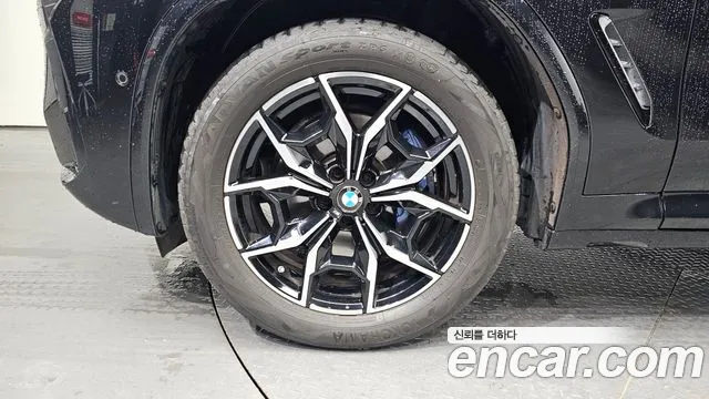 BMW X4 xDrive20i M Sport — Фото автомобиля 5