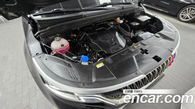 Kia Carnival Generation 4 — Фото автомобиля 6