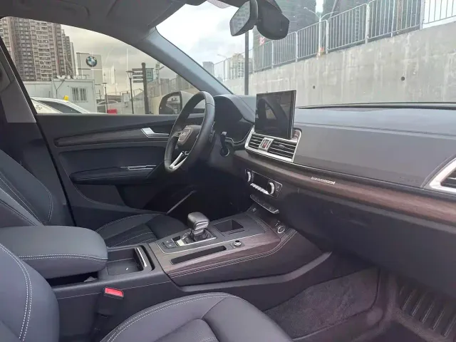 Audi Q5L — Фото автомобиля 10